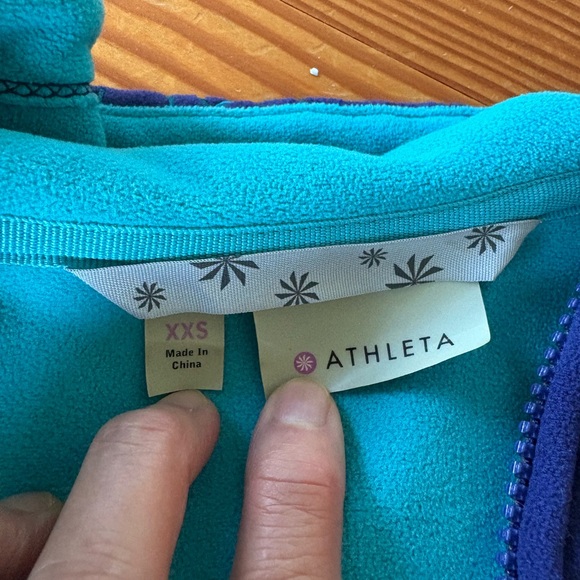 Athleta Swara Jacket with Patterned Hood - Picture 7 of 9